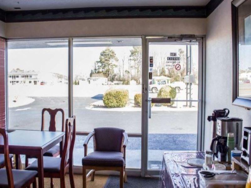 Econo Lodge Goldsboro Hwy 70 Ngoại thất bức ảnh