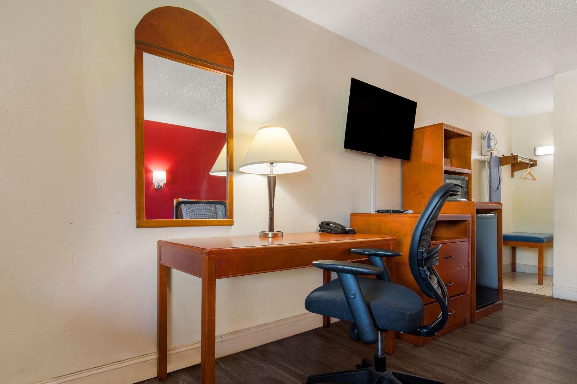 Econo Lodge Goldsboro Hwy 70 Ngoại thất bức ảnh
