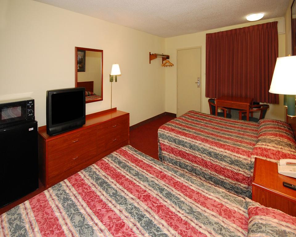 Econo Lodge Goldsboro Hwy 70 Ngoại thất bức ảnh